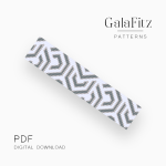 Interlocking Angles Loom bracelet pattern with repeating gray and white geometric motifs.